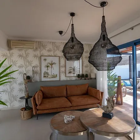 Guajara By Villalia Willa